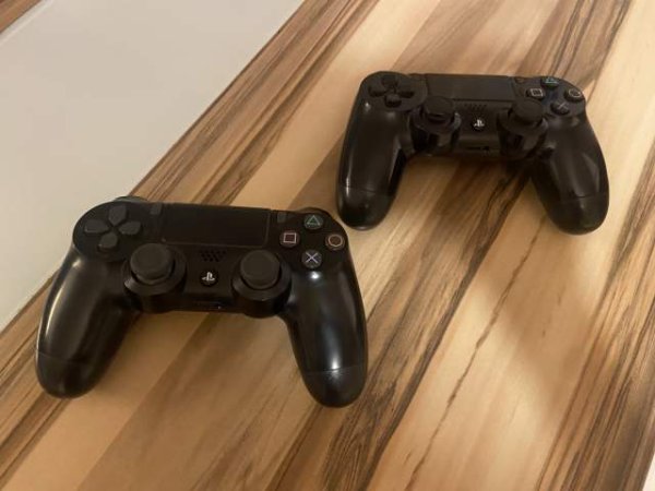 Prishtine, shes Play Station PS 4 250 Euro