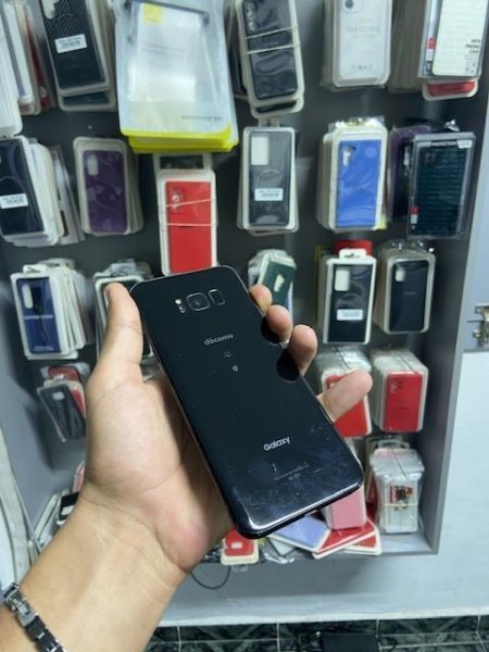 Vlore, shes Smartphone Samsung S8 Plus 160 Euro