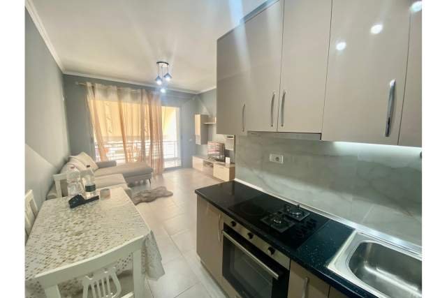 Tirane, shitet apartament Kati 6, 61 m² 75.000 Euro (Astir,  Tiranë,  Shqipëri)