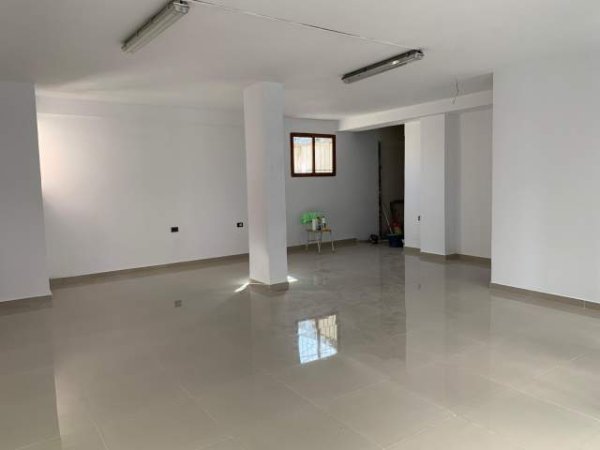 Tirane, jap me qera apartament 1+1 Kati 0, 85 m² 750 Euro (Don Bosko)