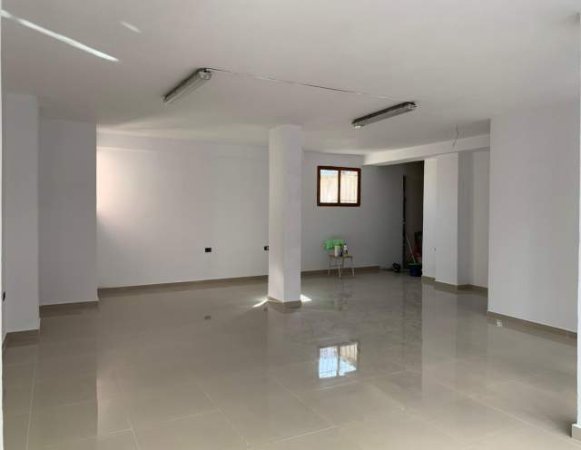 Tirane, jap me qera apartament 1+1 Kati 0, 85 m² 750 Euro (Don Bosko)