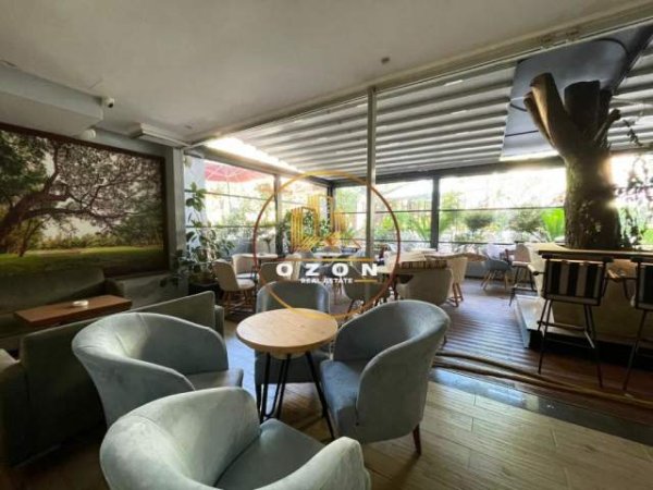 Tirane, jepet me qera lokal Kati 0, 269 m² 2.000 Euro (21 DHJETORI)