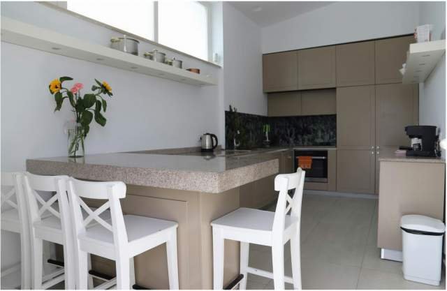 Tirane, shes Vile 3+1+A+BLK Kati 0, 2.250 m² 3.600.000 Euro (TEG)