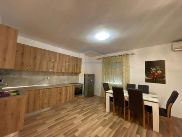 Tirane, shitet apartament 2+1+BLK Kati 1, 108 m² 170.000 Euro
