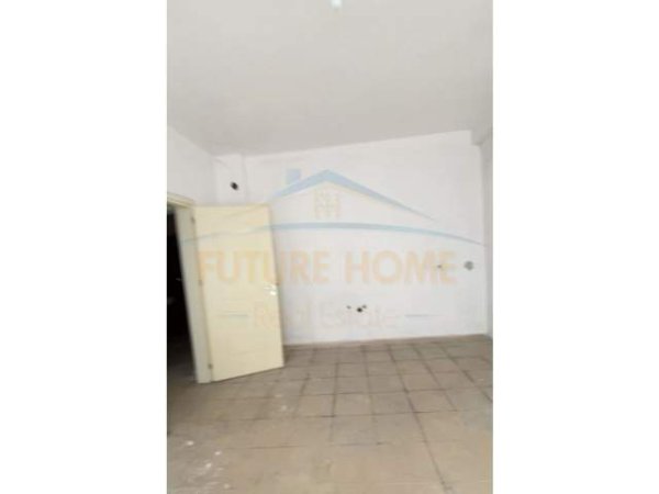 Tirane, shitet apartament Kati 8, 62 m² 39.000 Euro (BESIM ALLA)