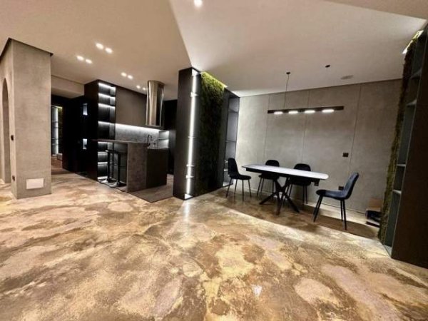 Tirane, shes apartament 2+1 130 m² 280.000 Euro (Komuna e Parisit)