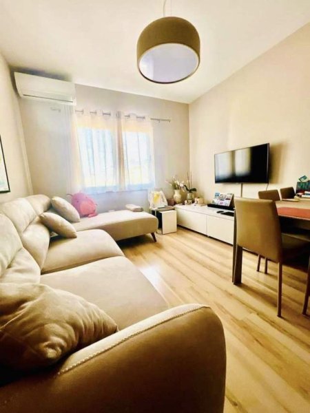 Tirane, shes apartament 1+1 61 m² 138.000 Euro (Komuna e Parisit,)