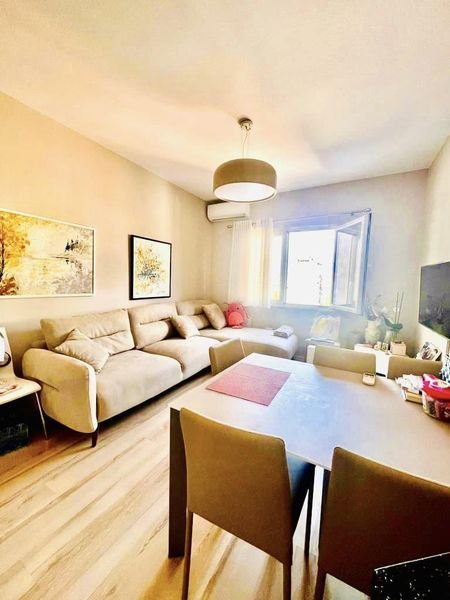 Tirane, shes apartament 1+1 61 m² 138.000 Euro (Komuna e Parisit,)