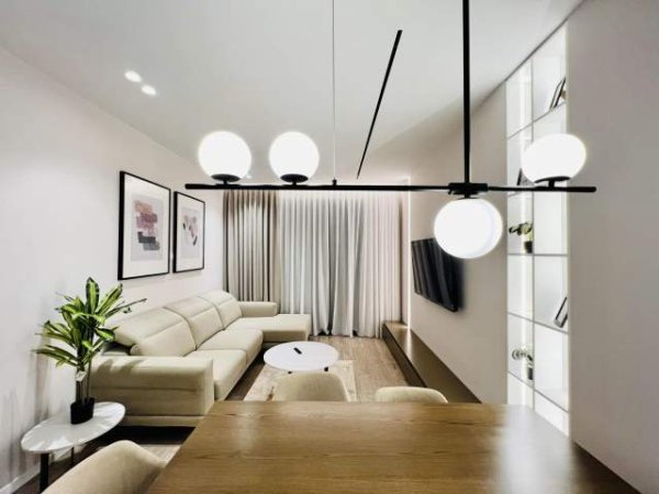 Tirane, shes apartament 2+1 100 m² 12.000 Euro (Rruga e Kosovareve)