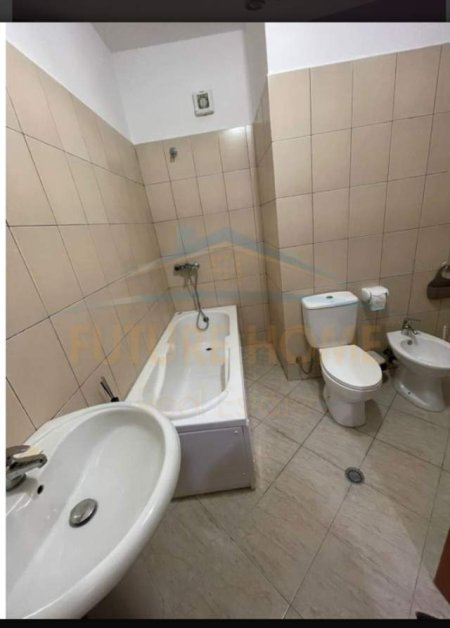 Tirane, shitet apartament 1+1 Kati 3, 72 m² 81.500 Euro (Muhemet Deliu)