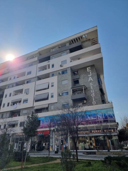 Tirane, shitet apartament 2+1+BLK Kati 5, 113 m² 125.000 Euro (Teodor keko)