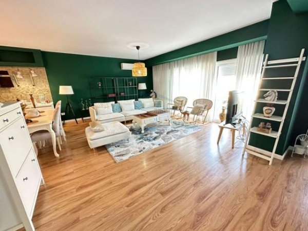 Tirane, jepet me qera apartament duplex 3+1 Kati 2, 184 m² 1.650 Euro (Kodra e Diellit)