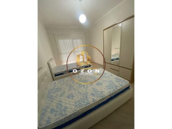 Tirane, jepet me qera apartament 2+1+A+BLK Kati 5, 120 m² 550 Euro (KOPSHTI BOTANIK)