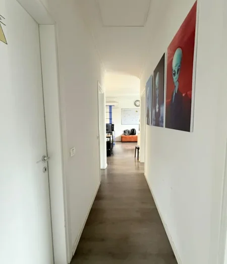 Tirane, jepet me qera zyre , 125 m² 1.000 € 
