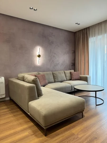 Tirane, jepet me qera apartament 1+1 Kati 3, 68 m² 850 € (Selvia)