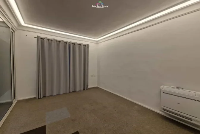 Tirane, jepet me qera zyre Kati 2, 130 m² 1.420 € (rruga durresit)