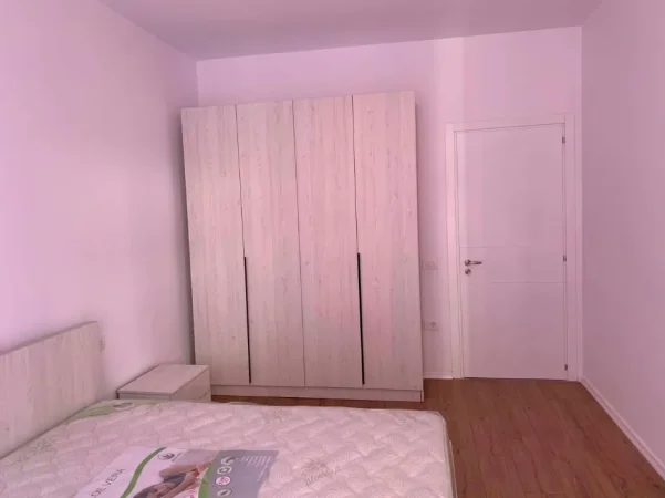 Tirane, jepet me qera apartament 1+1 Kati 5, 70 m² 450 € (Unaza e re Astir)