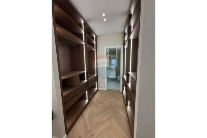 Tirane, shitet apartament , 91 m² 410.000 € 
