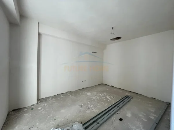 Tirane, shitet apartament 2+1+Ballkon Kati 5, 107 m² 258.480 € (Kompleksi Novus, Bulevardi i Ri)