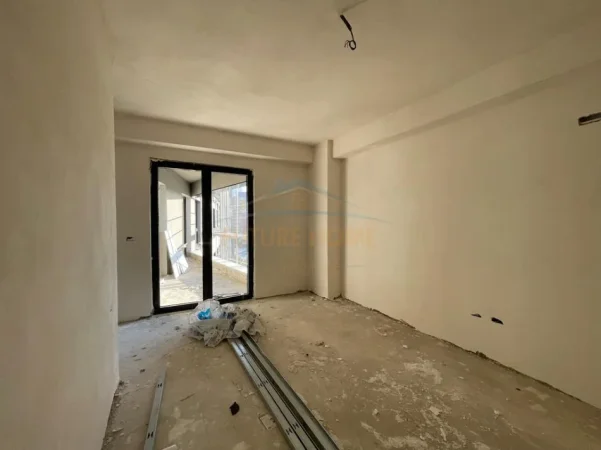 Tirane, shitet apartament 2+1+Ballkon Kati 5, 107 m² 258.480 € (Kompleksi Novus, Bulevardi i Ri)