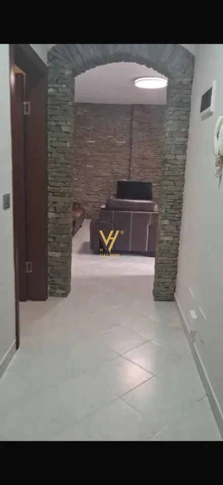 Tirane, jepet me qera zyre Kati 7, 144 m² 1.550 € (ISH DOGANA)