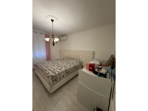 Tirane, shitet apartament 3+1+Ballkon Kati 2, 120 m² 360.000 € 