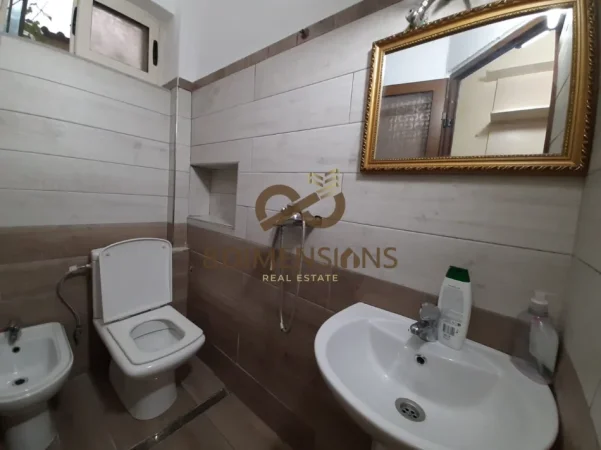 Tirane, jepet me qera apartament 1+1 Kati 2, 53 m² 430 € (bulevardi i ri)
