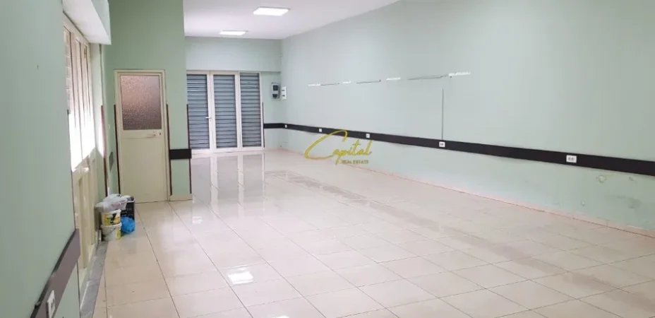 Tirane, jepet me qera ambjent biznesi Kati 0, 100 m² 1.000 € (RRUGA BARDHYL)