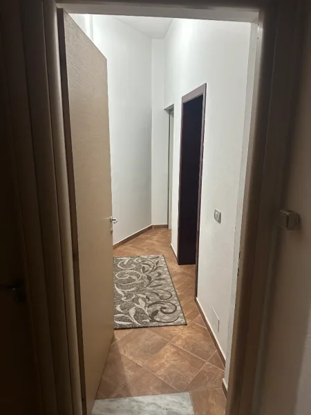 Tirane, jepet me qera apartament 1+1+Ballkon Kati 2, 60 m² 340 € (Rruga Havzi Nela, nd. 14)