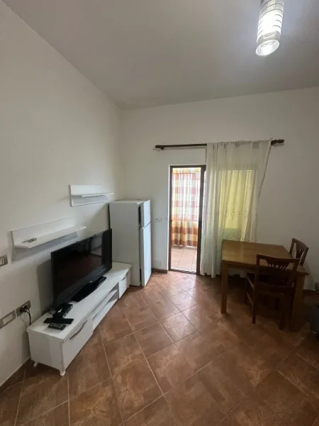 Tirane, jepet me qera apartament 1+1+Ballkon Kati 2, 60 m² 340 € (Rruga Havzi Nela, nd. 14)