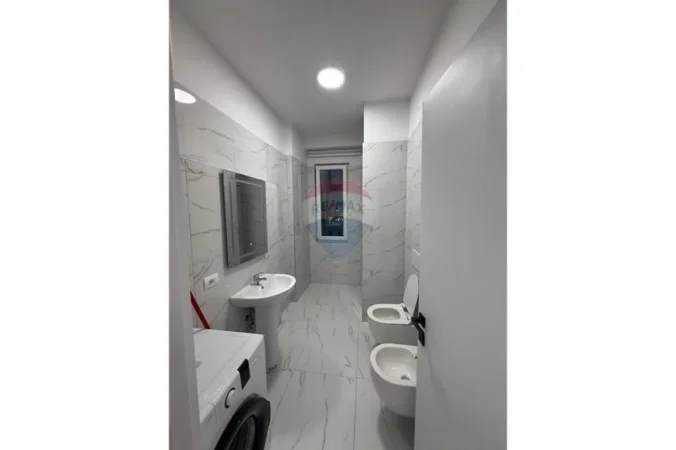 Tirane, shitet apartament 1+1 , 68 m² 78.000 € (Me Hipoteke)