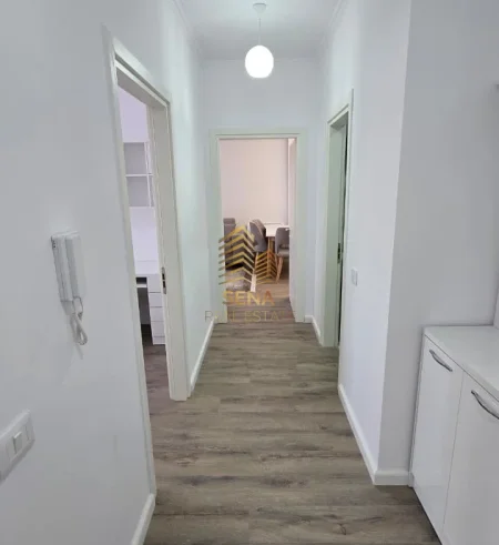 Tirane, jepet me qera apartament 2+1+Ballkon Kati 6, 103 m² 700 € (Astir, Kompleksi Oasis)