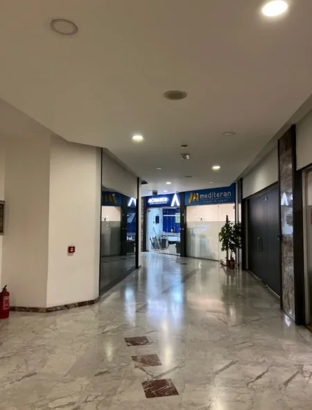 Tirane, shitet zyre Kati 0, 49 m² 330.000 € (SHESHI SKENDERBEJ)