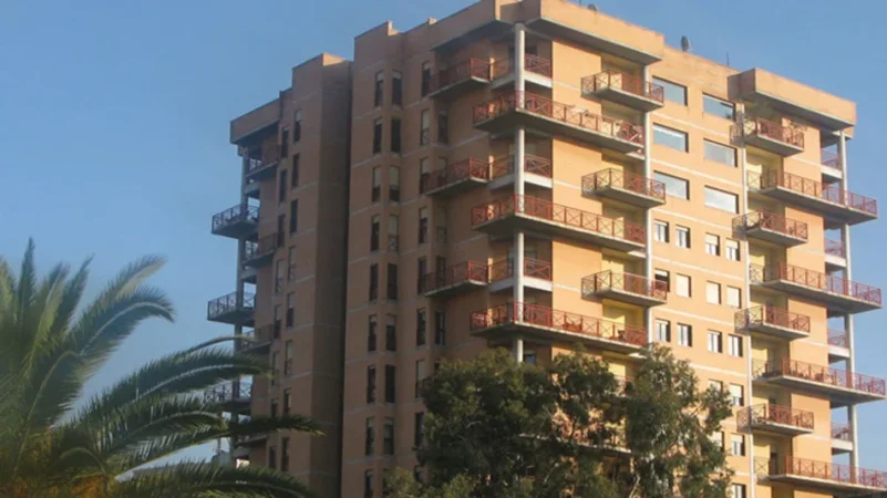 Tirane, shitet zyre Kati 0, 49 m² 330.000 € (SHESHI SKENDERBEJ)