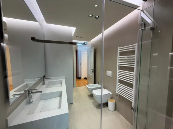 Tirane, jepet me qera apartament 1+1 Kati 6, 65 m² 1.200 € (stadiumi dinamo)