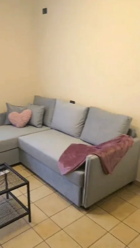 🏡 Jepet me Qera Apartament 2+1 tek  Rruga e Kavajës,  500 eur
