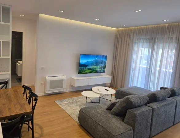 Tirane, jepet me qera apartament 1+1 , 72 m² 1.000 € 