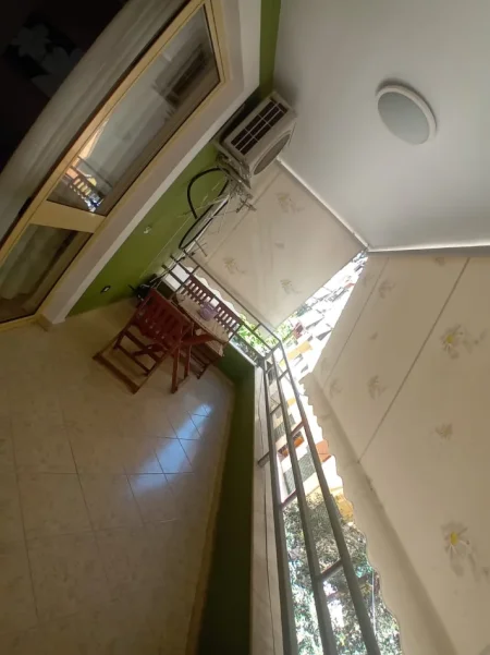 Tirane, jepet me qera apartament 1+1 Kati 2, 73 m² 700 € (Myslym Shyri)