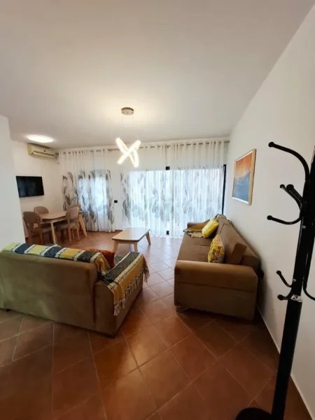 Tirane, jepet me qera apartament 2+1 Kati 3, 115 m² 600 € (Myslym Shyri)