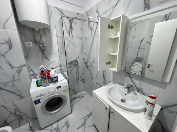 Tirane, jepet me qera apartament 1+1 Kati 4, (ASTIR)