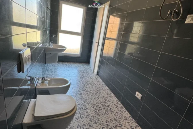 Tirane, jepet me qera zyre Kati 1, 69 m² 520 € (dritan hoxha)