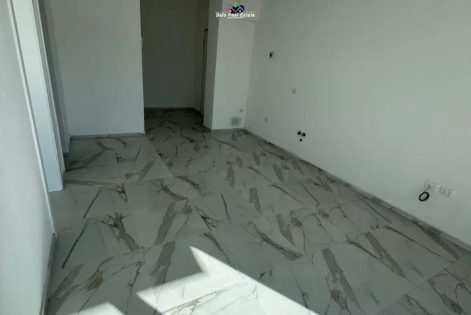 Tirane, jepet me qera zyre Kati 1, 64 m² 520 € (dritan hoxha)