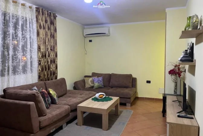 Tirane, jepet me qera apartament 1+1+Ballkon Kati 3, 60 m² 520 € (bulevardi i ri)