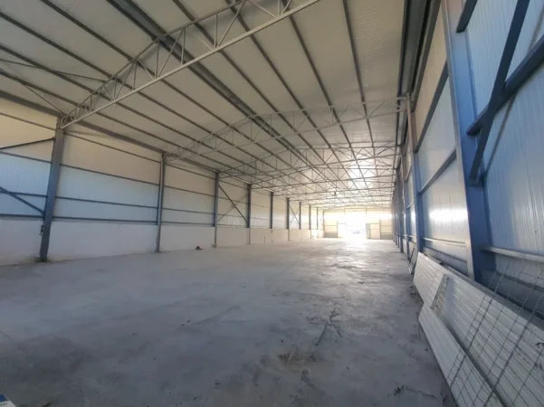 Durres, jepet me qera magazine Kati 1, 1.000 m² 240.000 € (Xhafzotaj)