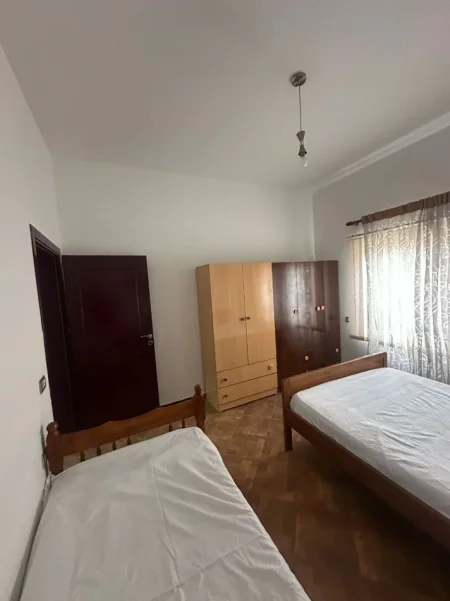 Tirane, jepet me qera apartament 1+1+Aneks+Ballkon Kati 2, 67 m² 330 € (rruga Havzi Nela afer Bulevardit te ri Tirane)
