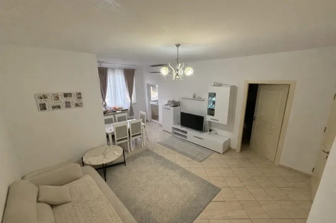 Tirane, shes apartament 1+1+Ballkon Kati 6, 64 m² 80.000 € (Hysen Bylyku)
