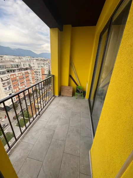 Tirane, jepet me qera apartament 2+1 Kati 10, 95 m² 500 € 