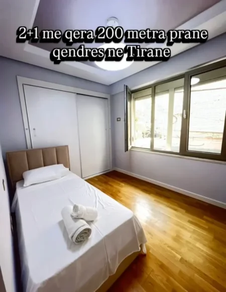 Tirane, jepet me qera apartament 2+1 , 1.000 €