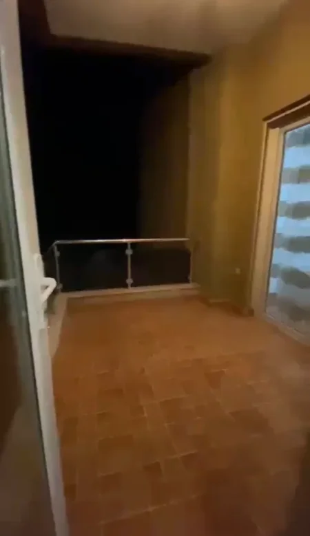 Tirane, jepet me qera apartament 1+1 Kati 2, 70 m² 550 € (Fondacioni Eleonor ,Supermarket Aldi)