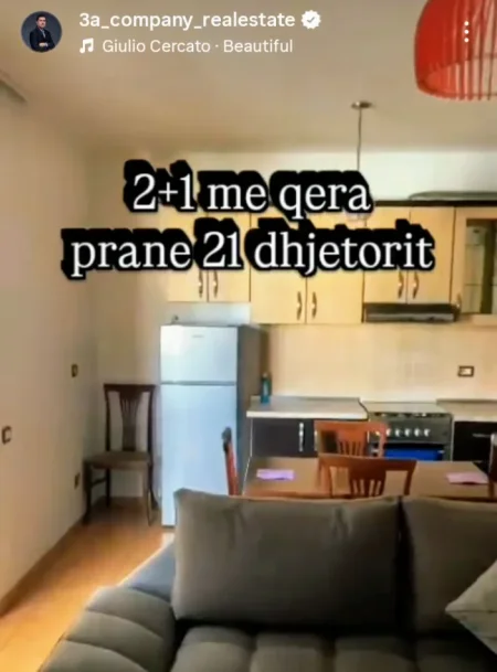 Tirane, jepet me qera apartament 2+1+Ballkon Kati 7, 90 m² 55.000 leke/muaj  (prane zyrave te bashkise)